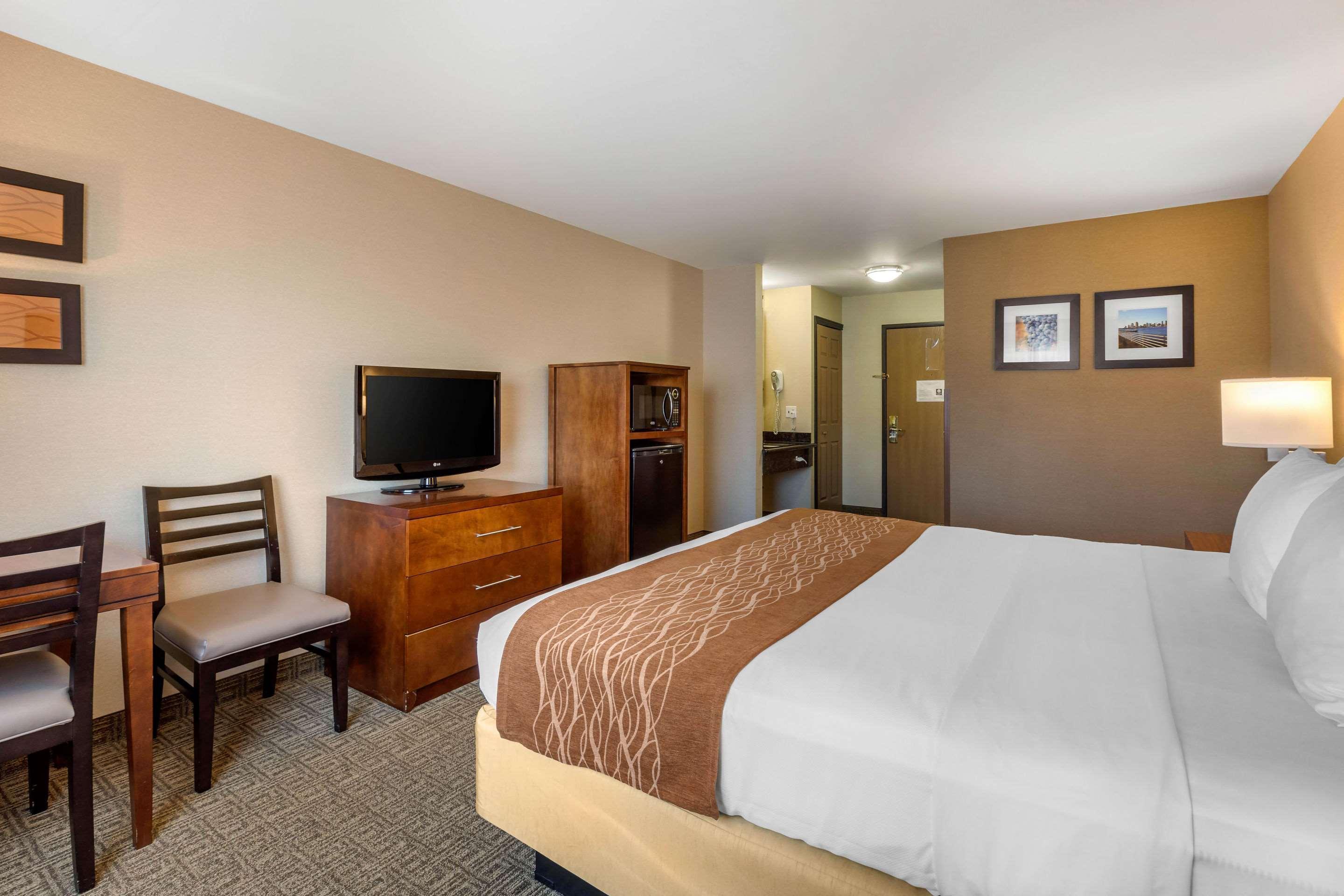 Comfort Inn & Suites Murrieta Temecula Wine Country Екстер'єр фото