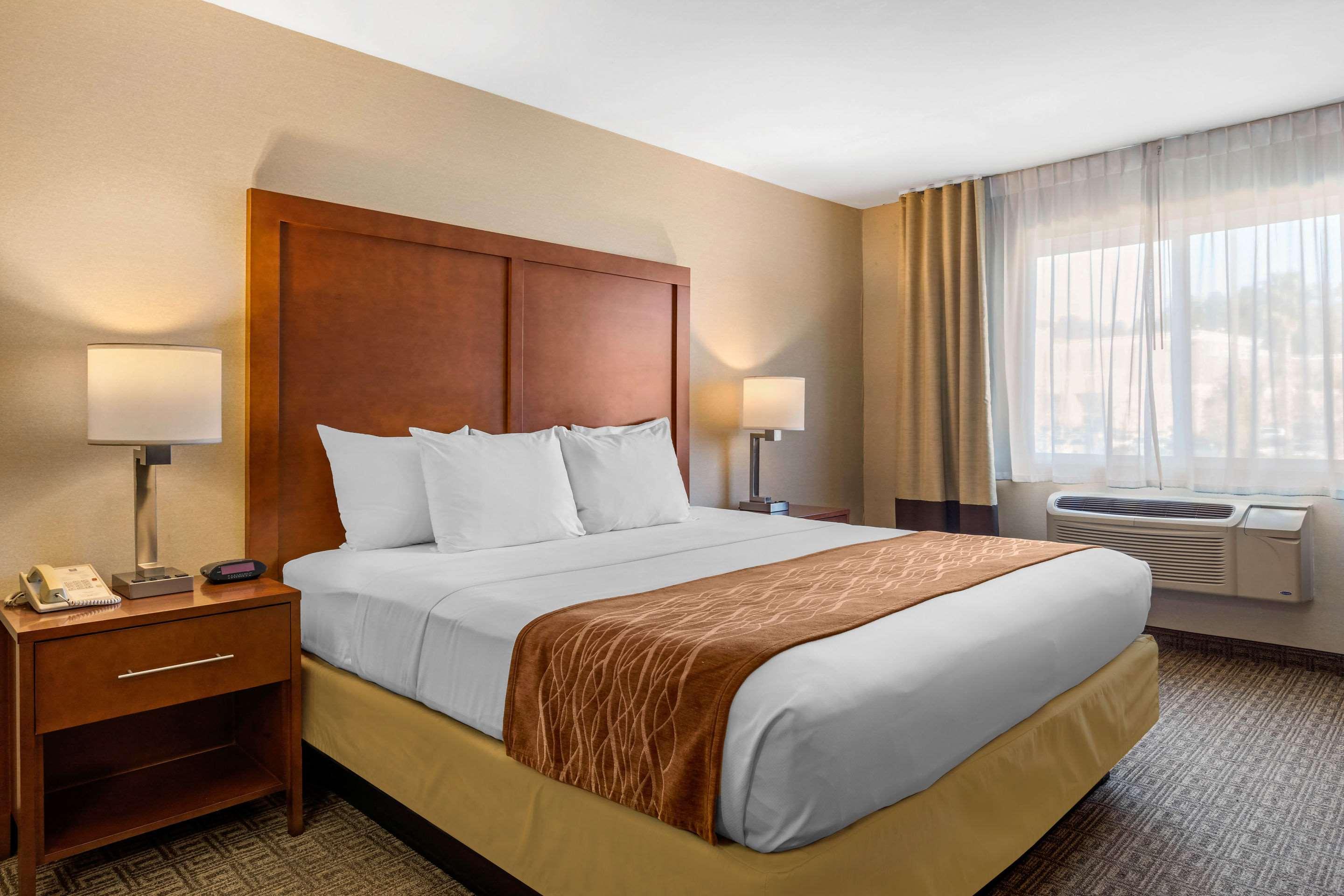 Comfort Inn & Suites Murrieta Temecula Wine Country Екстер'єр фото