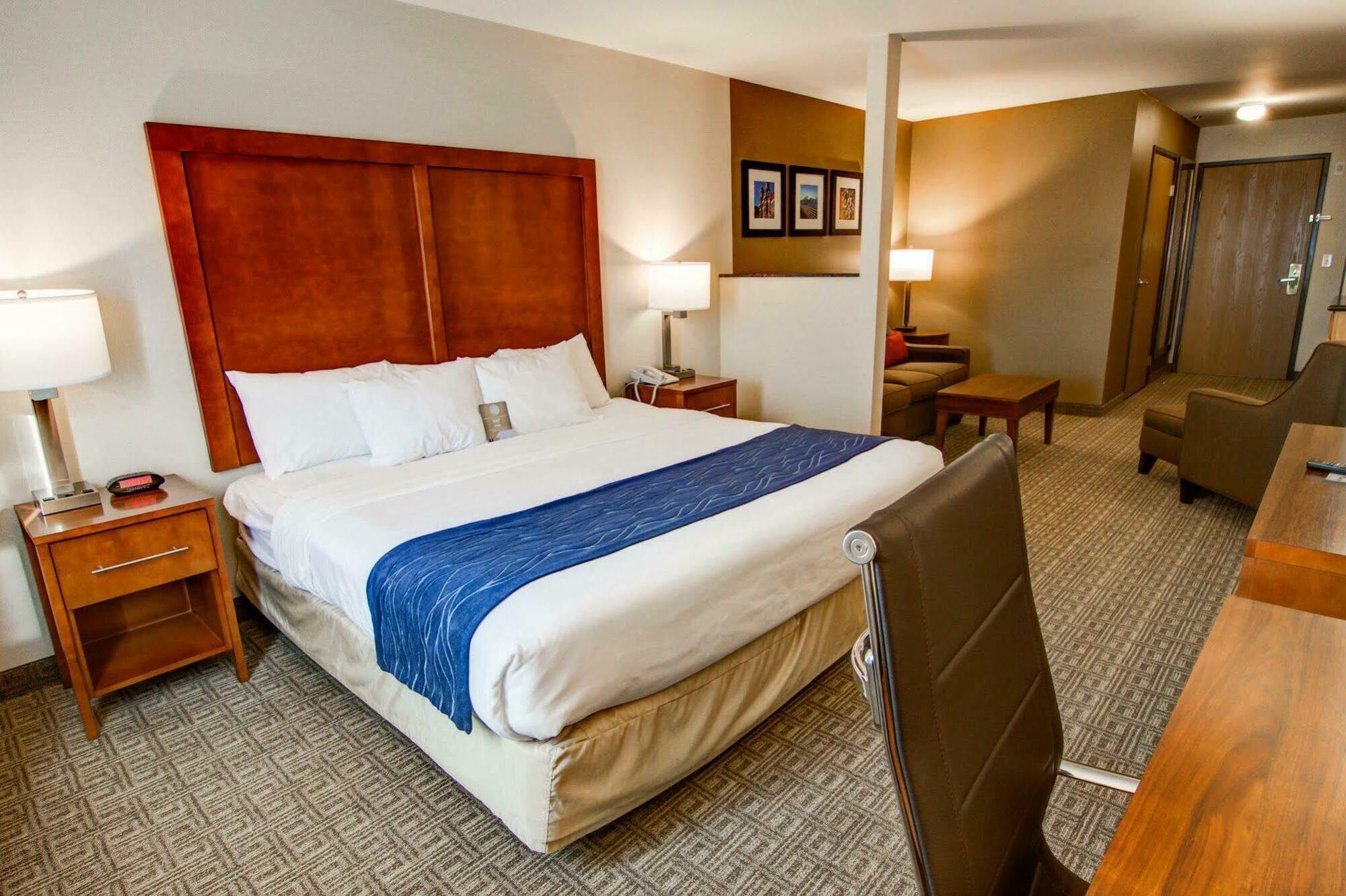 Comfort Inn & Suites Murrieta Temecula Wine Country Екстер'єр фото